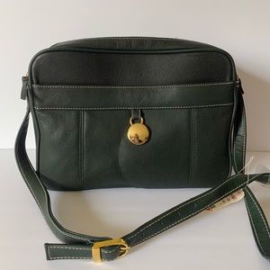 Vintage NWT green rectangular crossbody shoulder bag